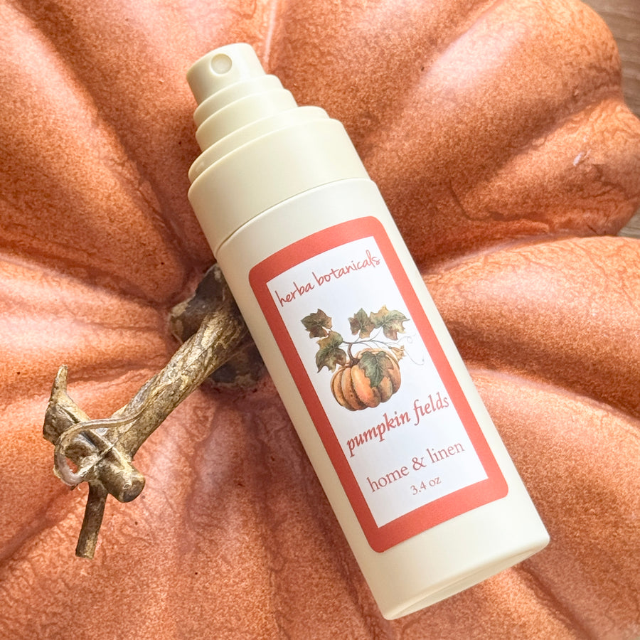 pumpkin fields home & linen spray - herba botanicals