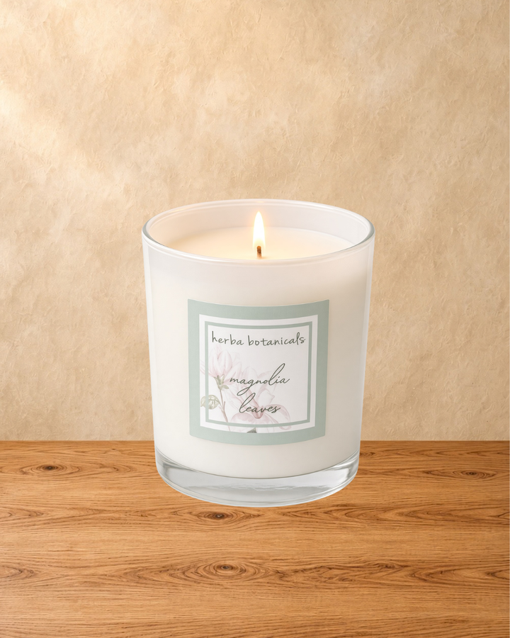 magnolia leaves candle