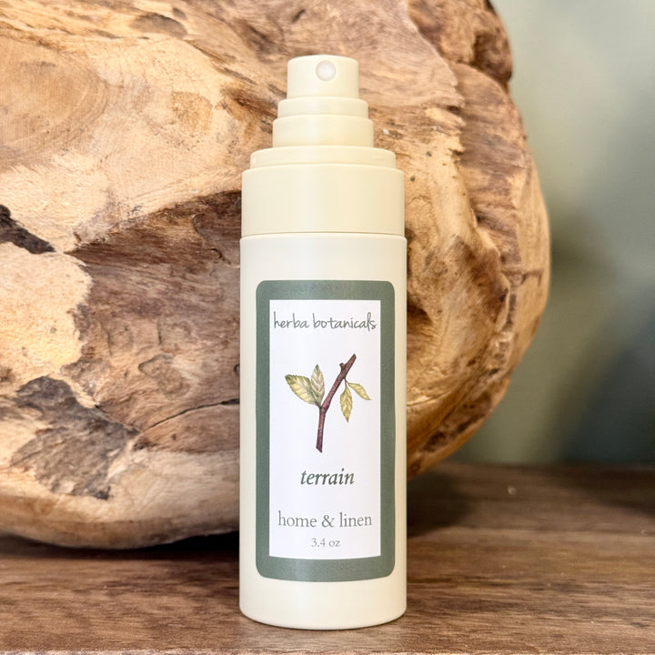 home &amp; linen spray - herba botanicals